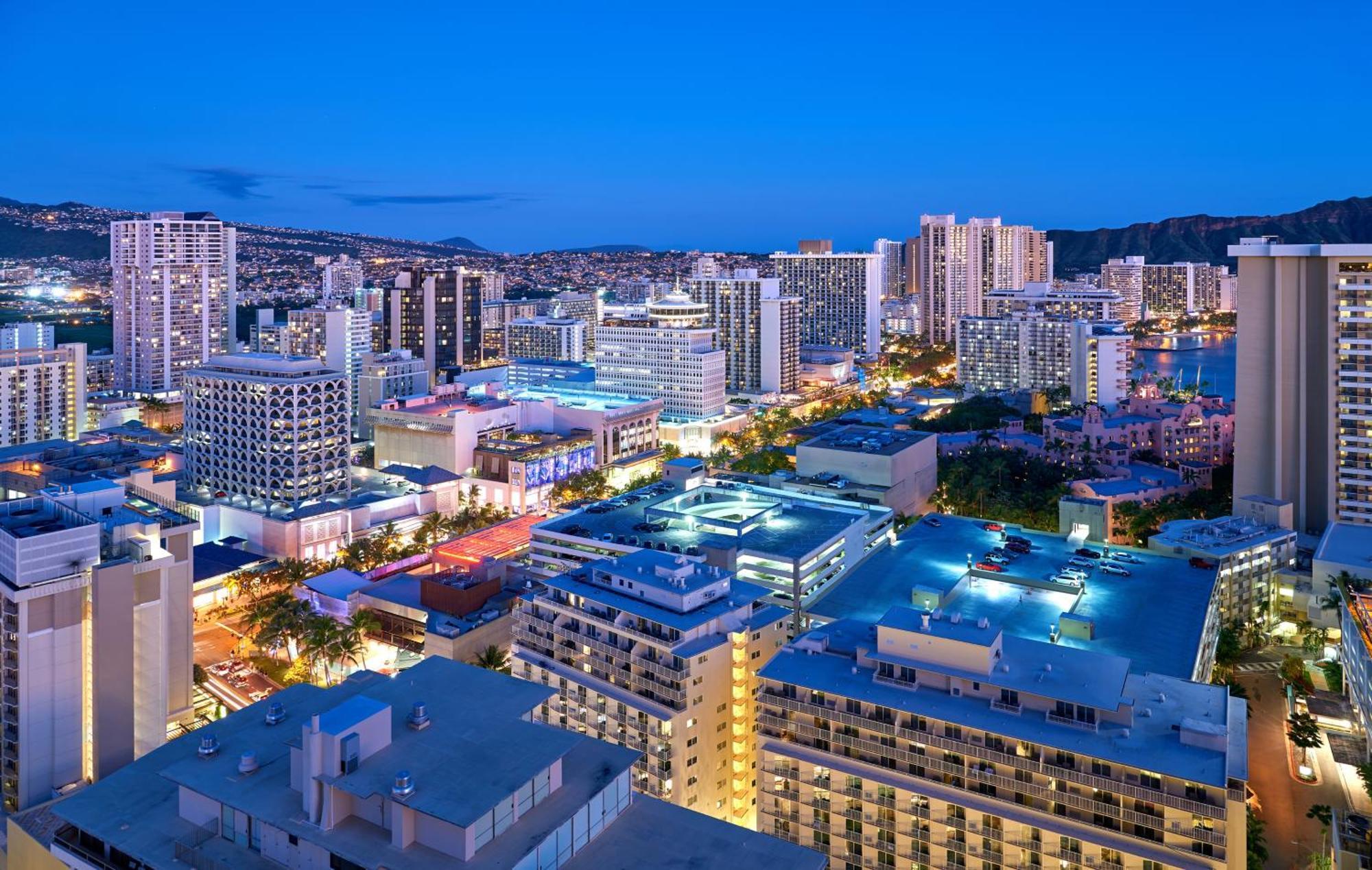 Homey Aqua Palms * Honolulu