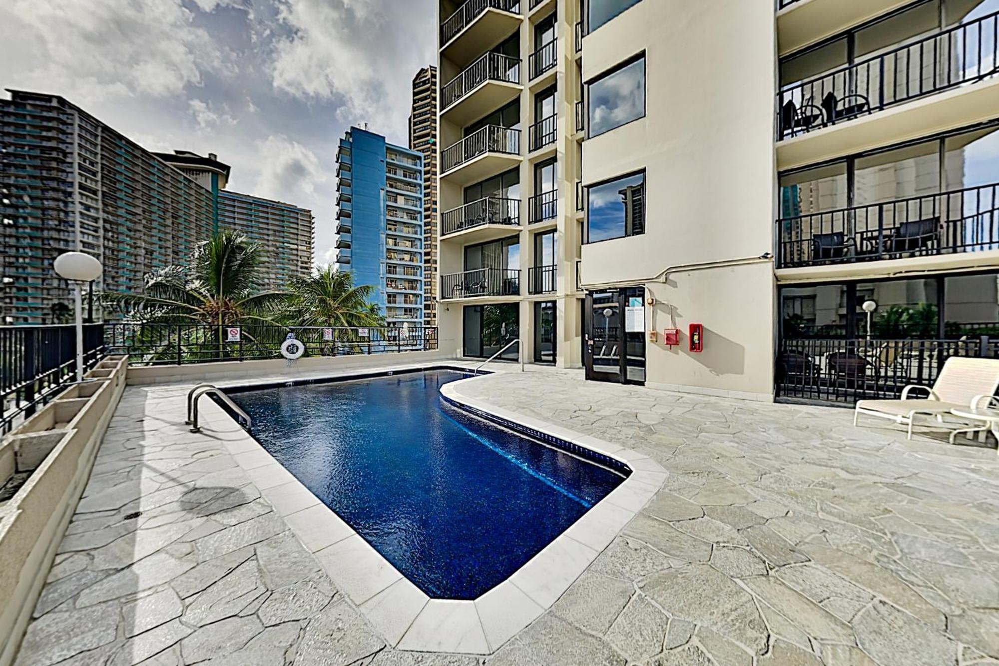 Apartment Homey Aqua Palms