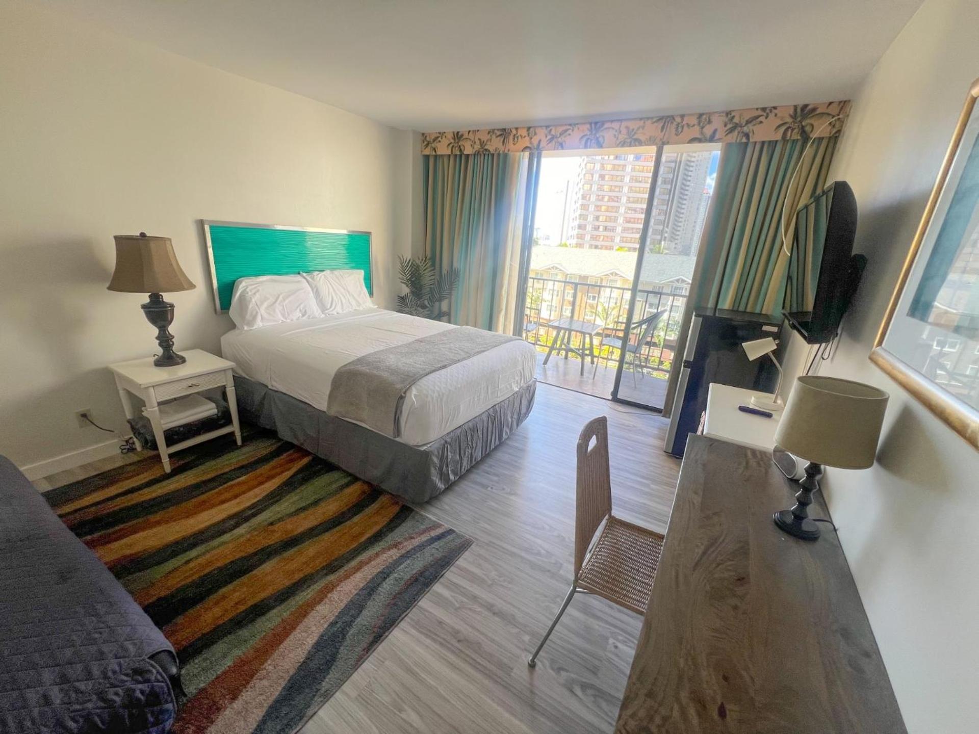 Apartment Homey Aqua Palms